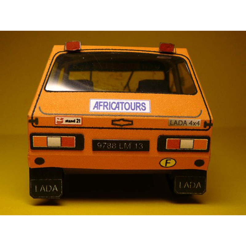 Lada niva 1985 1:32, carro de  - Art Craft With Cardboard avaliação e preço
